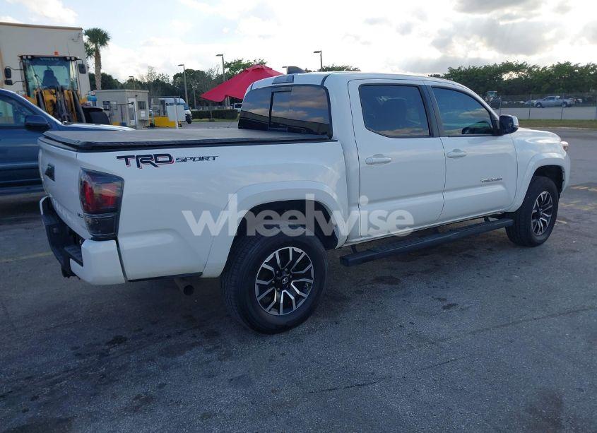 Photo 4 of 2020 Toyota Tacoma 2WD TRD SPORT (VIN 3TMAZ5CN8LM136408)