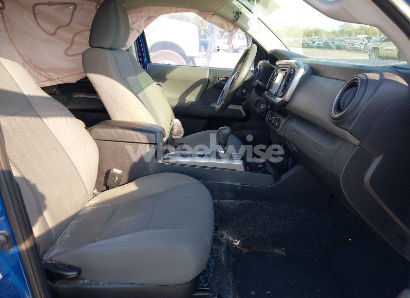 Photo 5 of 2016 Toyota Tacoma SR5 V6 (VIN 3TMAZ5CN9GM001170)