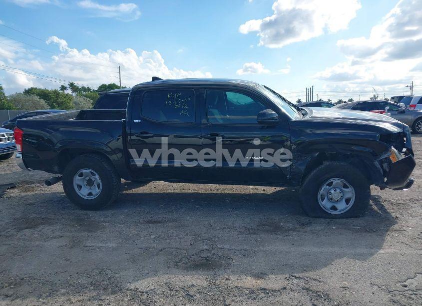 Photo 13 of 2016 Toyota Tacoma SR5 V6 (VIN 3TMAZ5CN9GM014646)