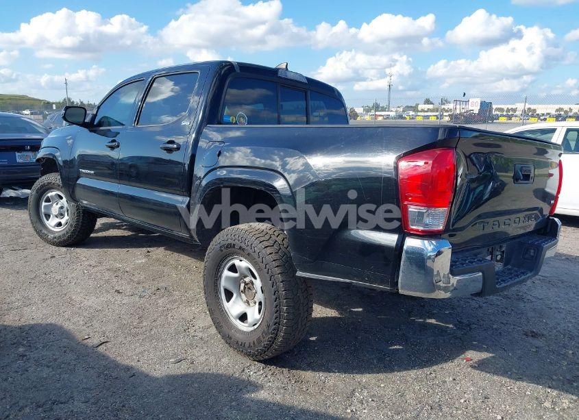 Photo 3 of 2016 Toyota Tacoma SR5 V6 (VIN 3TMAZ5CN9GM014646)