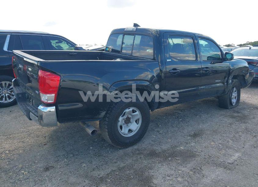 Photo 4 of 2016 Toyota Tacoma SR5 V6 (VIN 3TMAZ5CN9GM014646)