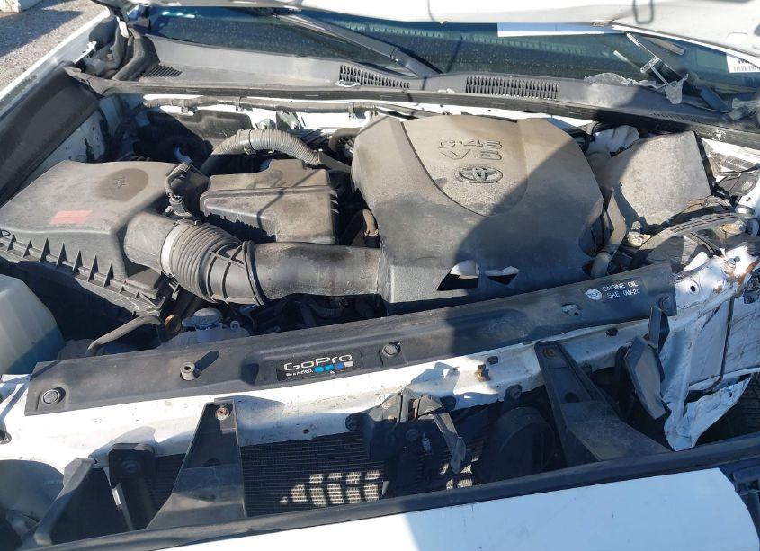 Photo 10 of 2016 Toyota Tacoma TRD SPORT (VIN 3TMAZ5CN9GM020334)