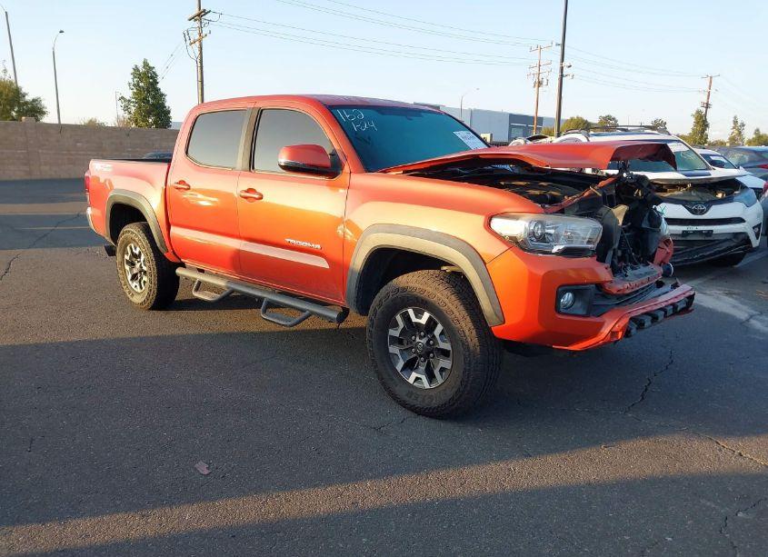 2016 Toyota Tacoma TRD OFF ROAD (VIN 3TMAZ5CN9GM022150) main photo