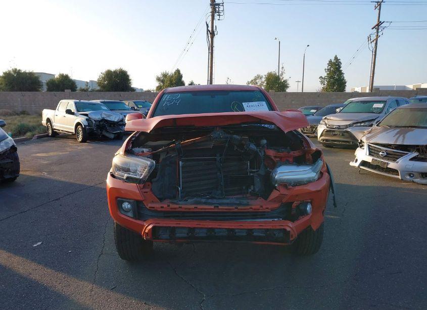 Photo 12 of 2016 Toyota Tacoma TRD OFF ROAD (VIN 3TMAZ5CN9GM022150)