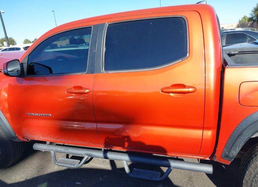 Photo 14 of 2016 Toyota Tacoma TRD OFF ROAD (VIN 3TMAZ5CN9GM022150)