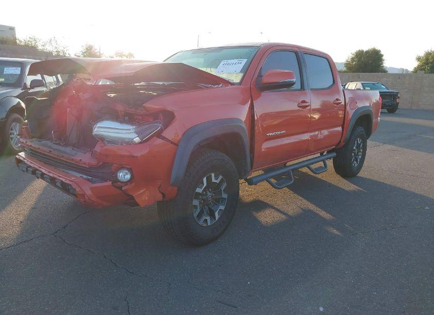 Photo 2 of 2016 Toyota Tacoma TRD OFF ROAD (VIN 3TMAZ5CN9GM022150)