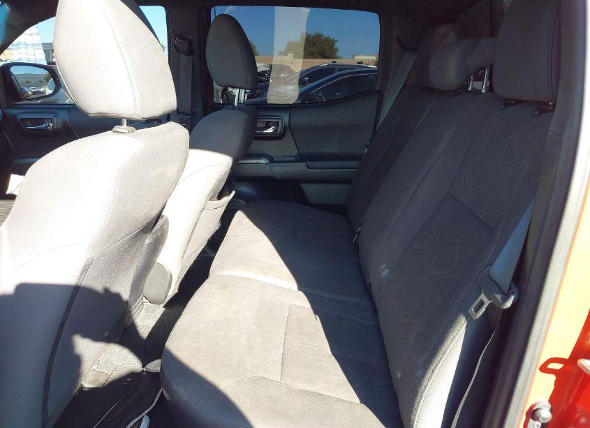 Photo 8 of 2016 Toyota Tacoma TRD OFF ROAD (VIN 3TMAZ5CN9GM022150)