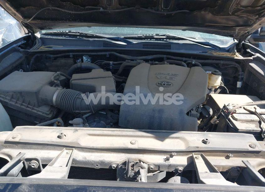 Photo 10 of 2017 Toyota Tacoma TRD SPORT (VIN 3TMAZ5CN9HM027799)