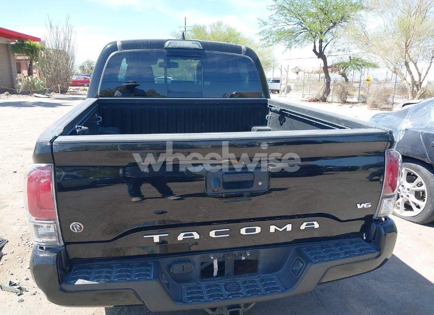 Photo 16 of 2017 Toyota Tacoma TRD SPORT (VIN 3TMAZ5CN9HM027799)