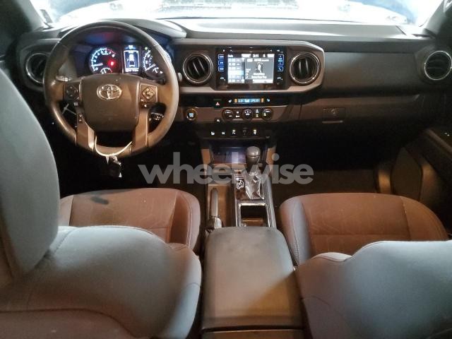 Photo 9 of 2017 TOYOTA TACOMA DOUBLE CAB N/A (VIN 3TMAZ5CN9HM046224)