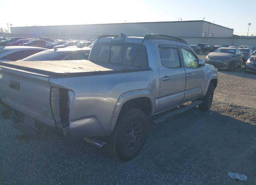 Photo 4 of 2017 Toyota Tacoma SR5 V6 (VIN 3TMAZ5CN9HM052251)