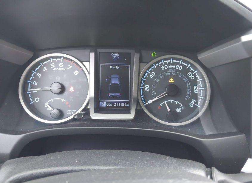 Photo 7 of 2017 Toyota Tacoma SR5 V6 (VIN 3TMAZ5CN9HM052251)