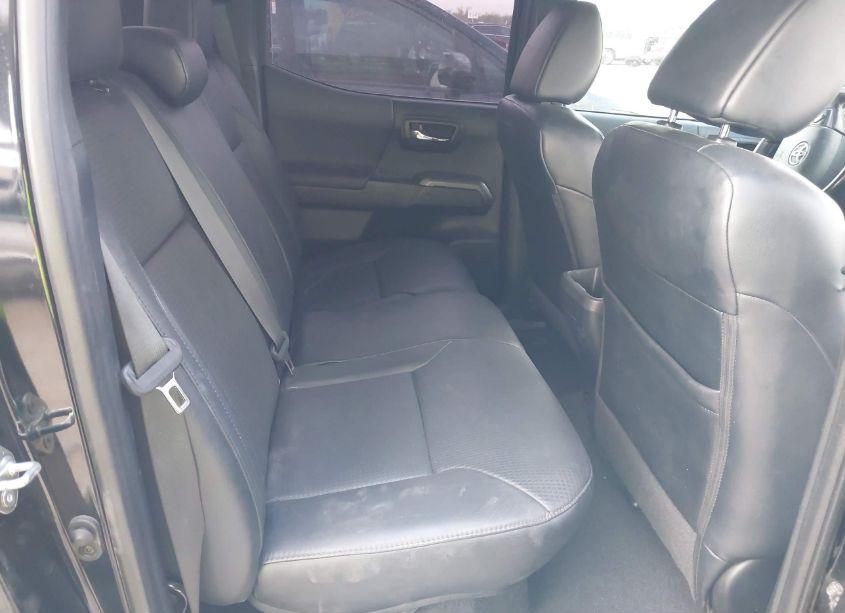 Photo 8 of 2019 Toyota Tacoma TRD SPORT (VIN 3TMAZ5CN9KM079313)