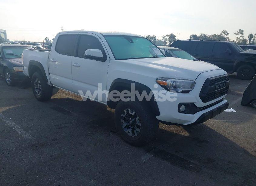 2021 Toyota Tacoma TRD OFF-ROAD (VIN 3TMAZ5CN9MM142221) main photo