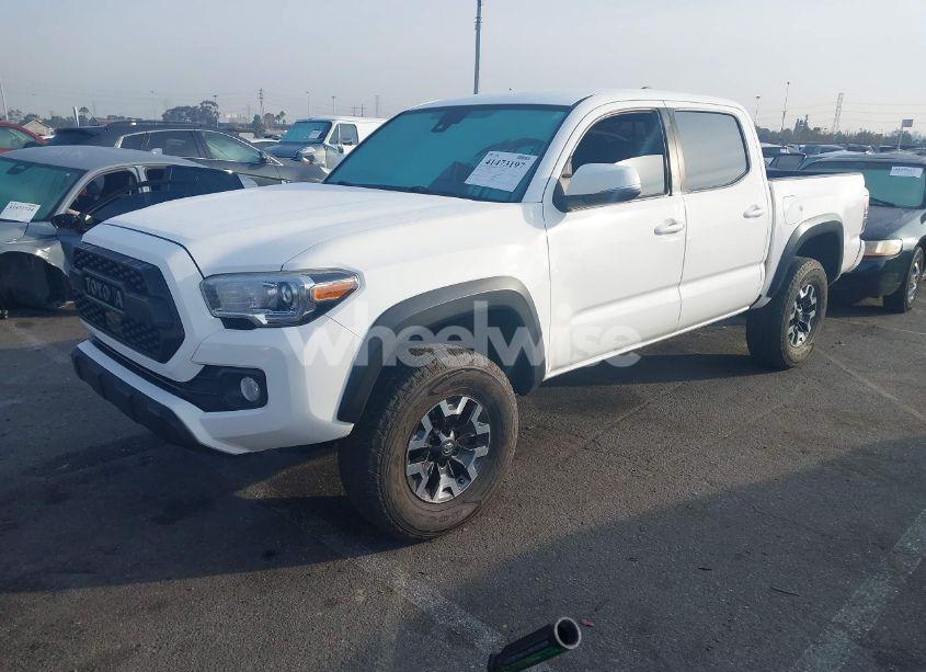 Photo 2 of 2021 Toyota Tacoma TRD OFF-ROAD (VIN 3TMAZ5CN9MM142221)