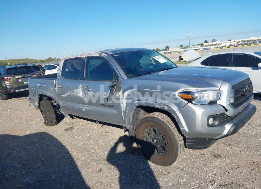 Photo 6 of 2022 Toyota Tacoma SR5 V6 (VIN 3TMAZ5CN9NM161076)