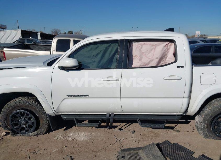 Photo 13 of 2022 Toyota Tacoma SR5 V6 (VIN 3TMAZ5CN9NM192487)