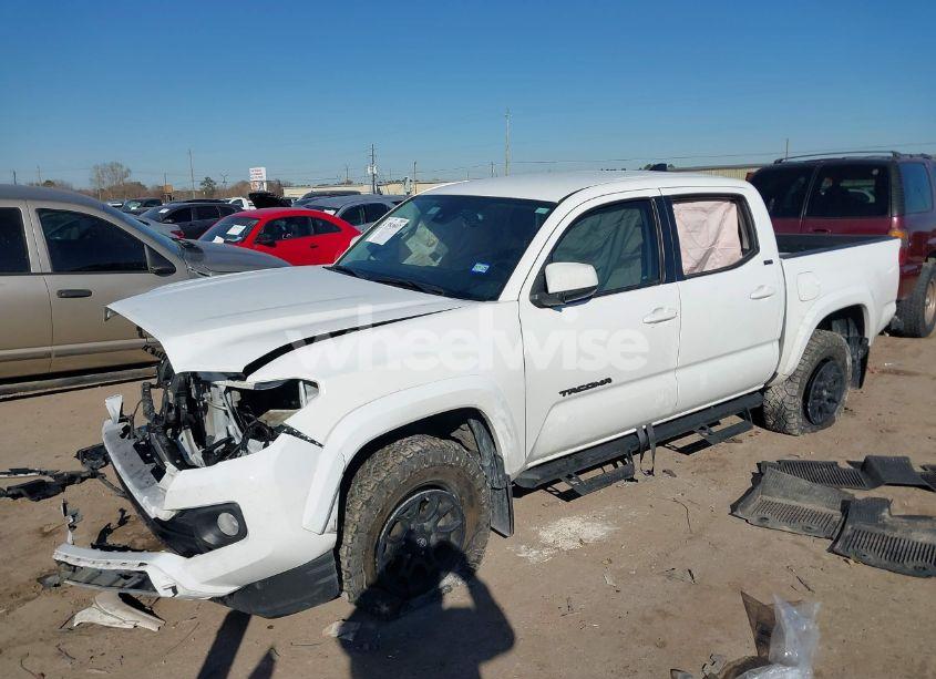 Photo 2 of 2022 Toyota Tacoma SR5 V6 (VIN 3TMAZ5CN9NM192487)