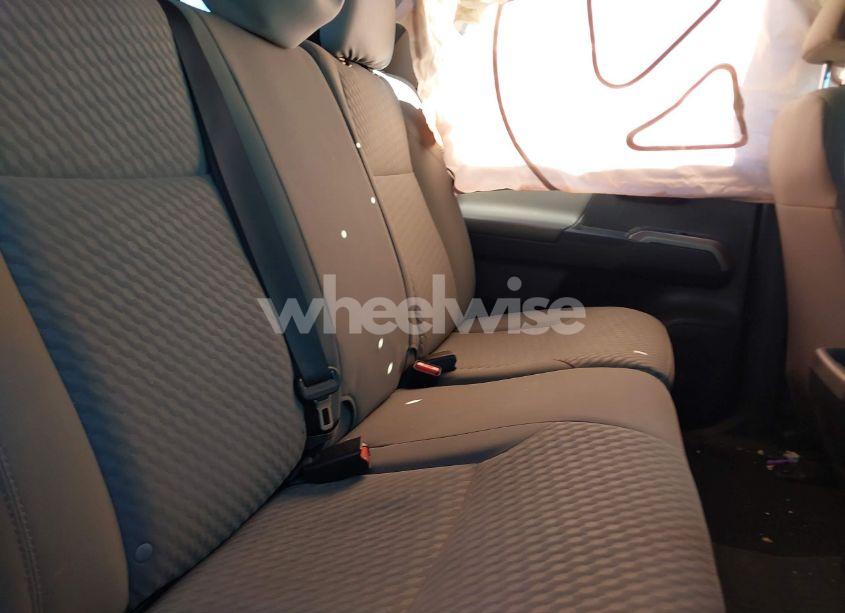 Photo 8 of 2022 Toyota Tacoma SR5 V6 (VIN 3TMAZ5CN9NM192487)