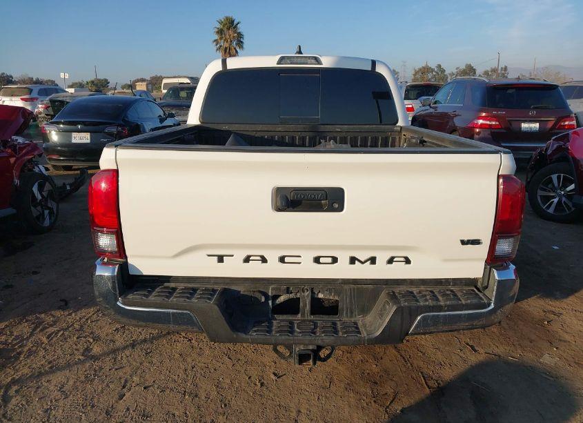 Photo 16 of 2022 Toyota Tacoma SR5 V6 (VIN 3TMAZ5CN9NM195874)