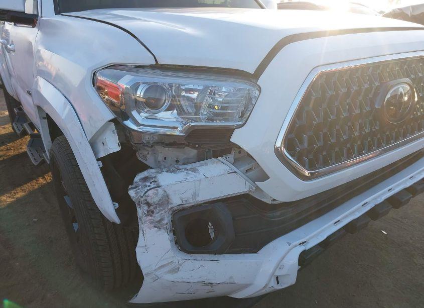 Photo 6 of 2022 Toyota Tacoma SR5 V6 (VIN 3TMAZ5CN9NM195874)