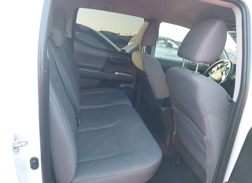 Photo 8 of 2022 Toyota Tacoma SR5 V6 (VIN 3TMAZ5CN9NM195874)