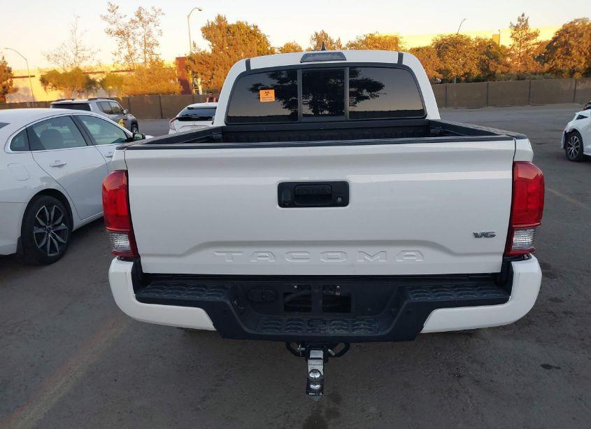 Photo 16 of 2016 Toyota Tacoma TRD OFF ROAD (VIN 3TMAZ5CNXGM002876)