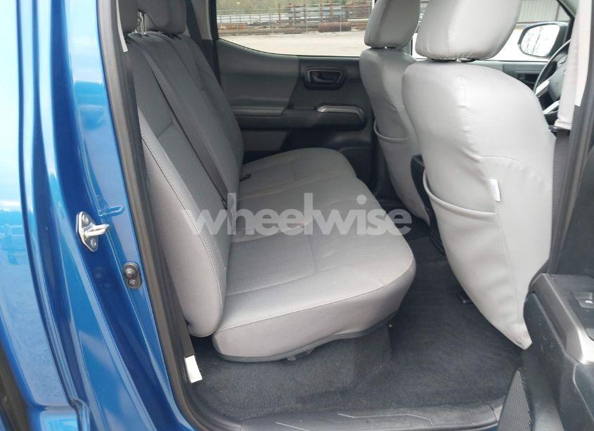 Photo 8 of 2018 Toyota Tacoma SR5 V6 (VIN 3TMAZ5CNXJM069212)