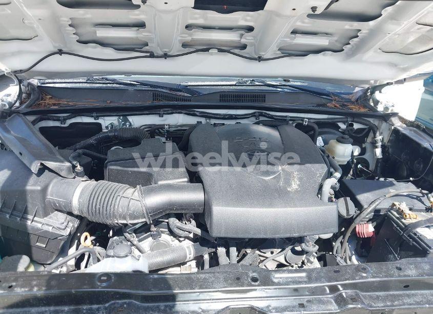 Photo 10 of 2018 Toyota Tacoma TRD SPORT (VIN 3TMAZ5CNXJM074085)