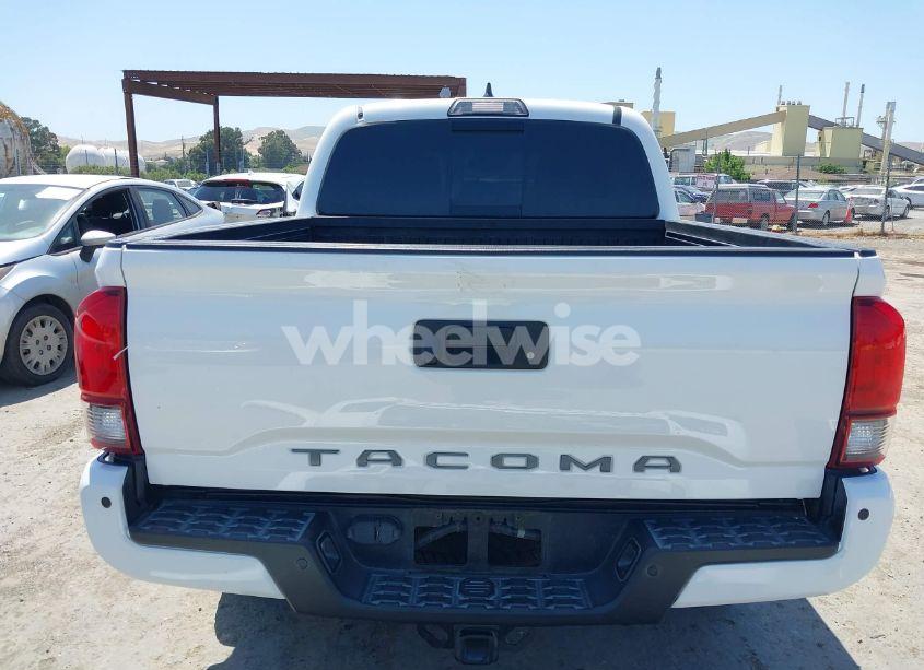 Photo 17 of 2019 Toyota Tacoma TRD SPORT (VIN 3TMAZ5CNXKM079661)