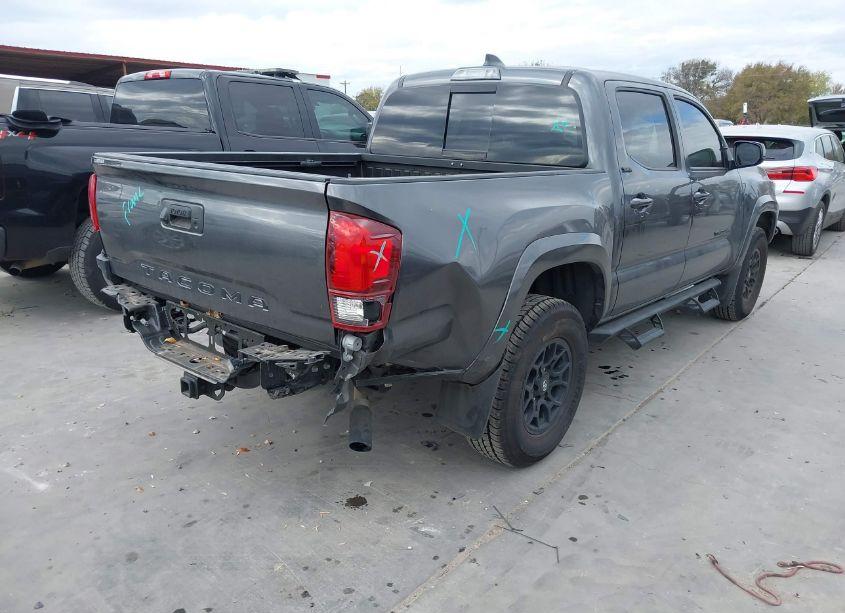 Photo 4 of 2020 Toyota Tacoma SR5 V6 (VIN 3TMAZ5CNXLM127578)