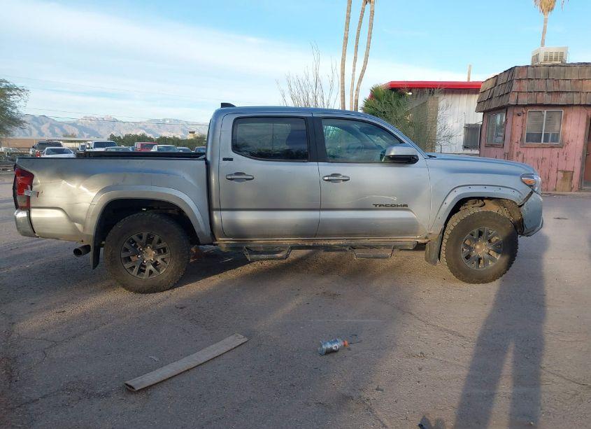 Photo 13 of 2022 Toyota Tacoma SR5 V6 (VIN 3TMAZ5CNXNM168344)