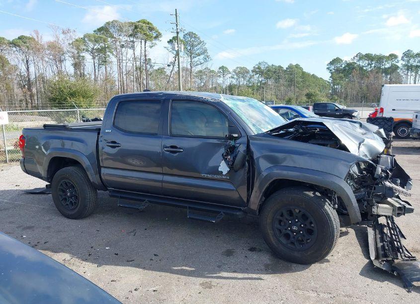 Photo 13 of 2022 Toyota Tacoma 2WD SR5 (VIN 3TMAZ5CNXNM179537)