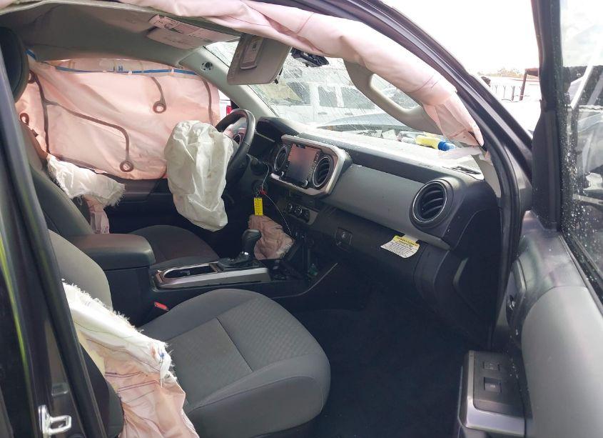 Photo 5 of 2022 Toyota Tacoma 2WD SR5 (VIN 3TMAZ5CNXNM179537)