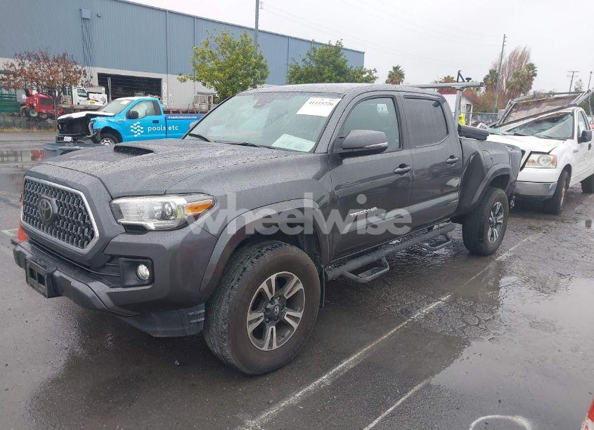 Photo 2 of 2019 Toyota Tacoma TRD SPORT (VIN 3TMBZ5DN3KM023161)