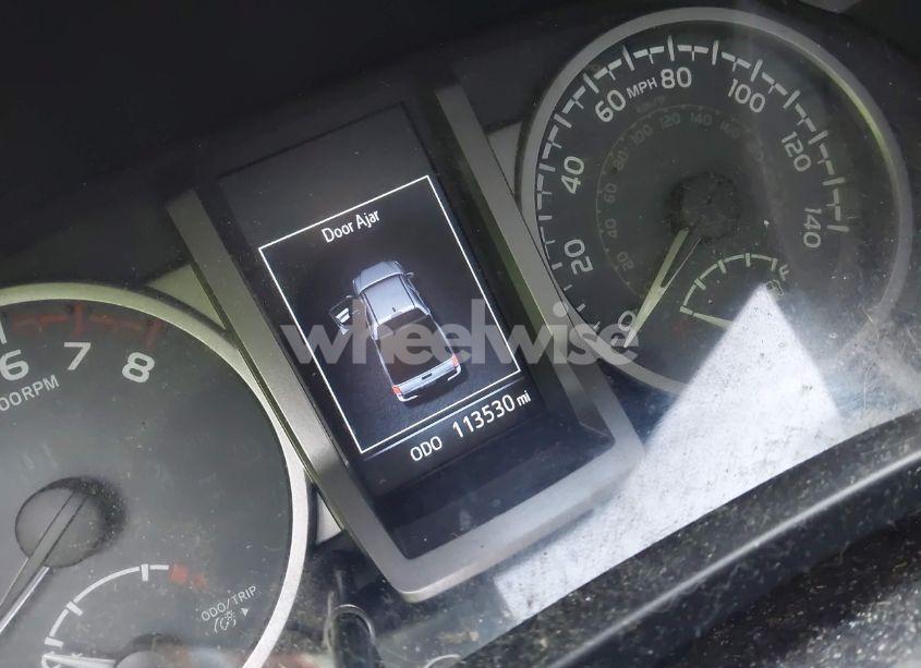 Photo 15 of 2018 Toyota Tacoma SR5 (VIN 3TMBZ5DN4JM014788)