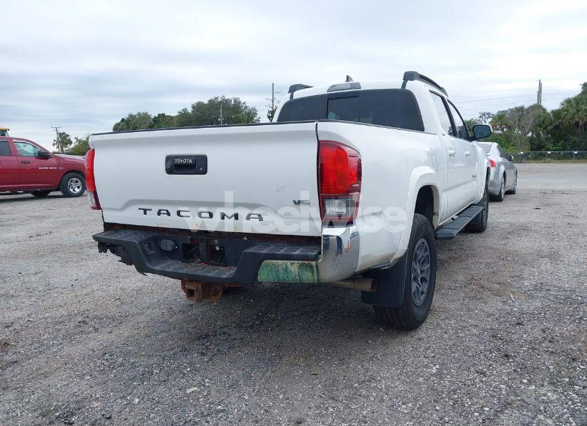 Photo 16 of 2018 Toyota Tacoma SR5 (VIN 3TMBZ5DN4JM014788)