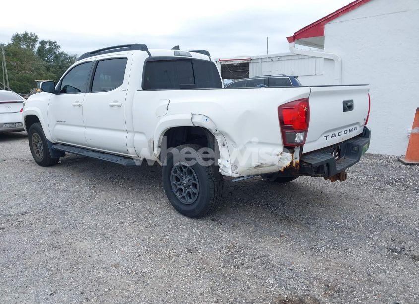Photo 3 of 2018 Toyota Tacoma SR5 (VIN 3TMBZ5DN4JM014788)