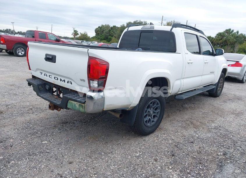 Photo 4 of 2018 Toyota Tacoma SR5 (VIN 3TMBZ5DN4JM014788)