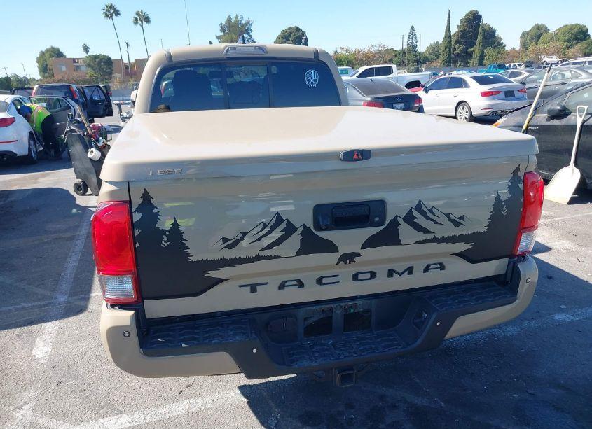 Photo 16 of 2016 Toyota Tacoma TRD SPORT (VIN 3TMBZ5DN5GM002383)