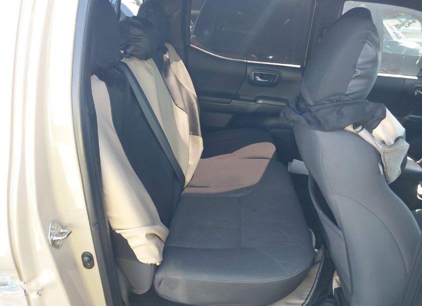 Photo 8 of 2016 Toyota Tacoma TRD SPORT (VIN 3TMBZ5DN5GM002383)
