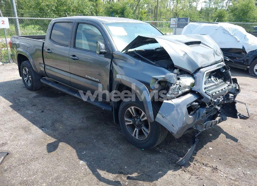 2017 Toyota Tacoma TRD SPORT (VIN 3TMBZ5DN6HM010168) main photo