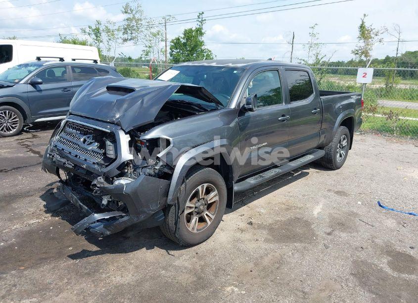 Photo 2 of 2017 Toyota Tacoma TRD SPORT (VIN 3TMBZ5DN6HM010168)