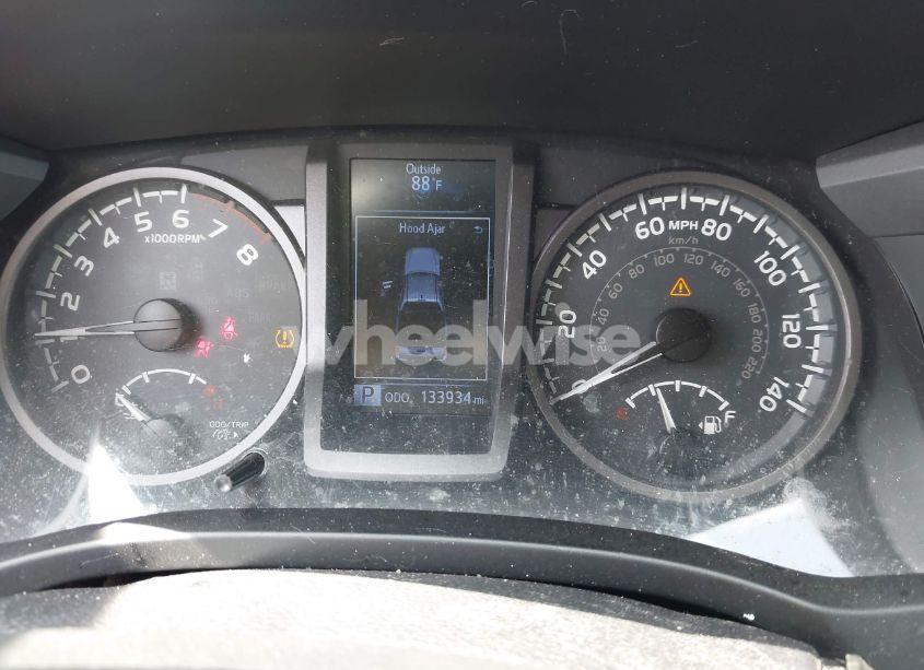 Photo 7 of 2017 Toyota Tacoma TRD SPORT (VIN 3TMBZ5DN6HM010168)