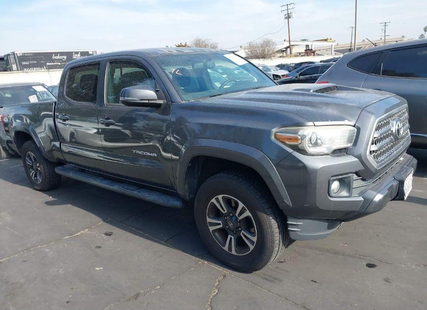 2016 Toyota Tacoma TRD SPORT (VIN 3TMBZ5DN8GM004578) main photo