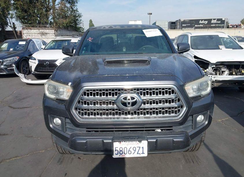 Photo 12 of 2016 Toyota Tacoma TRD SPORT (VIN 3TMBZ5DN8GM004578)