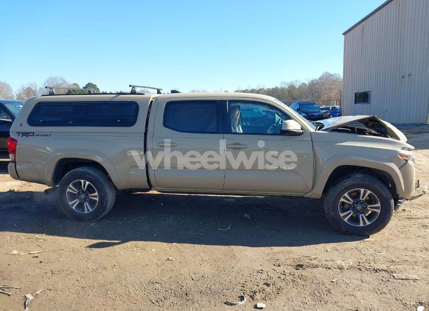 Photo 13 of 2017 Toyota Tacoma TRD SPORT (VIN 3TMBZ5DN8HM009538)