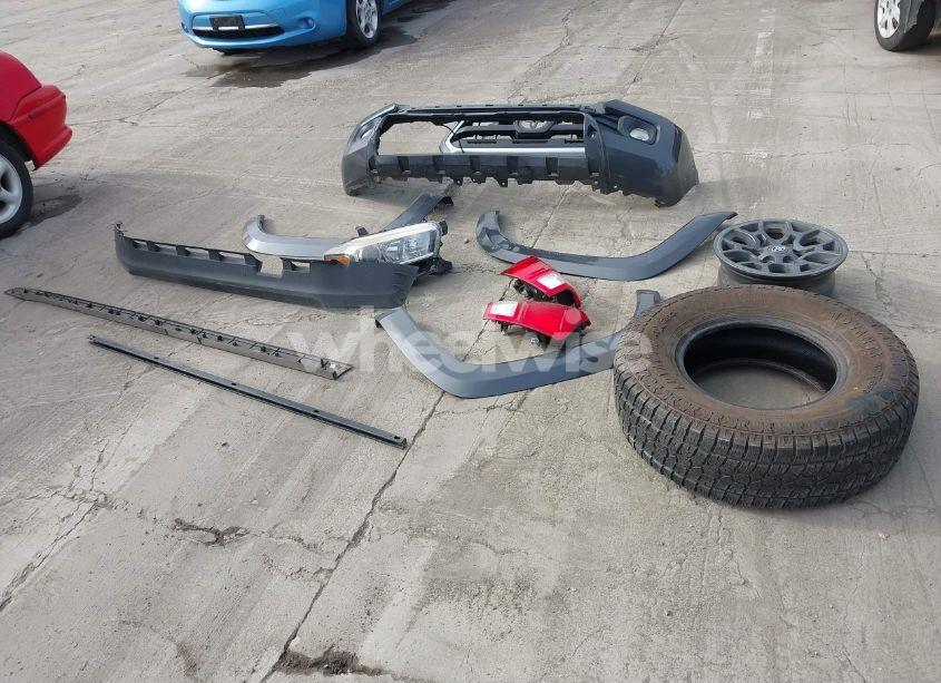 Photo 12 of 2017 Toyota Tacoma SR5 (VIN 3TMBZ5DN8HM011452)