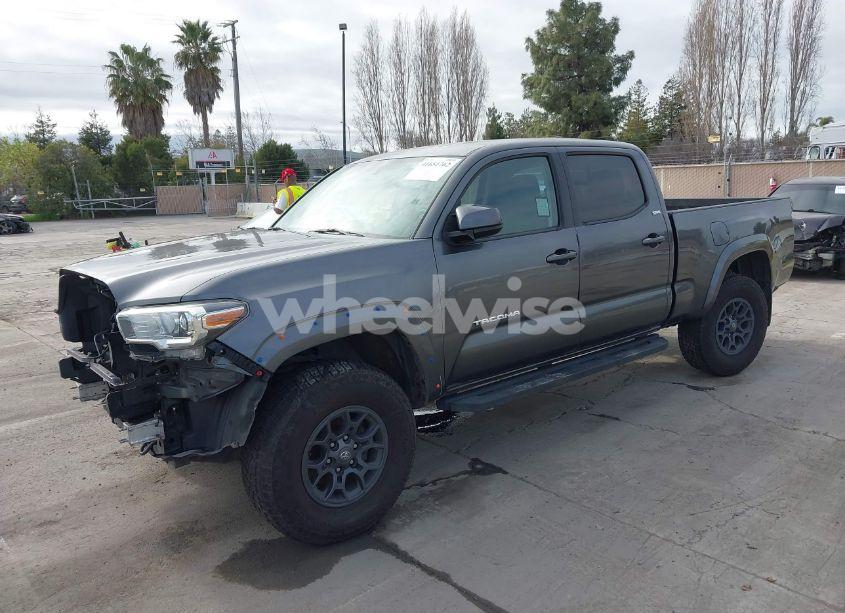 Photo 2 of 2017 Toyota Tacoma SR5 (VIN 3TMBZ5DN8HM011452)