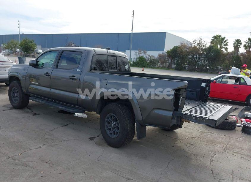 Photo 3 of 2017 Toyota Tacoma SR5 (VIN 3TMBZ5DN8HM011452)